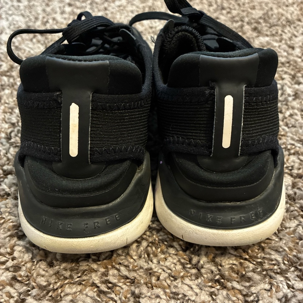 Nike Women’s Black Lace Up Free RN Running Shoes Black- Size 7.5 - Picture 4 of 10